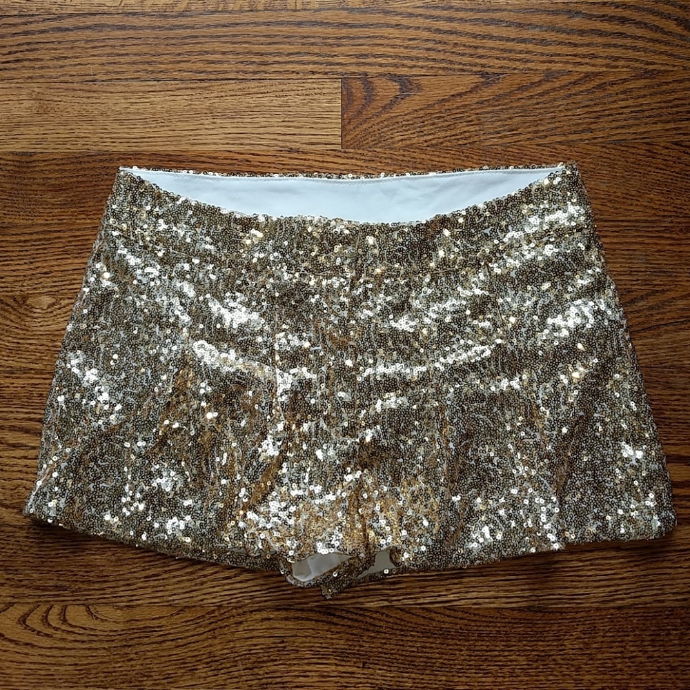 Gold Sequin Party Shorts ✨🌠